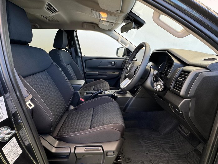 2025 Mitsubishi Triton GLX-R