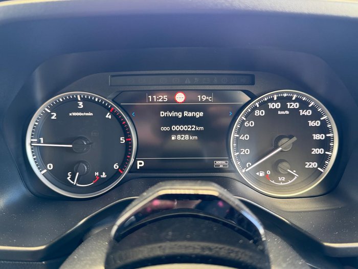 2025 Mitsubishi Triton GLX-R