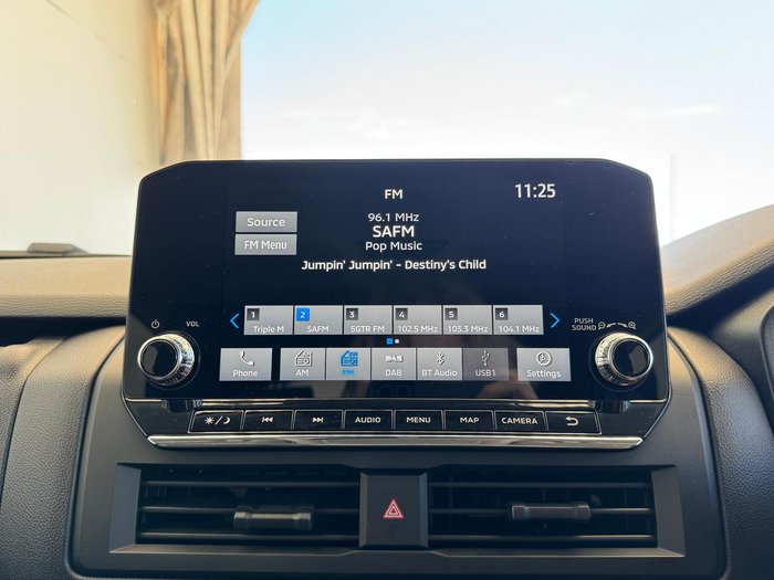 2025 Mitsubishi Triton GLX-R