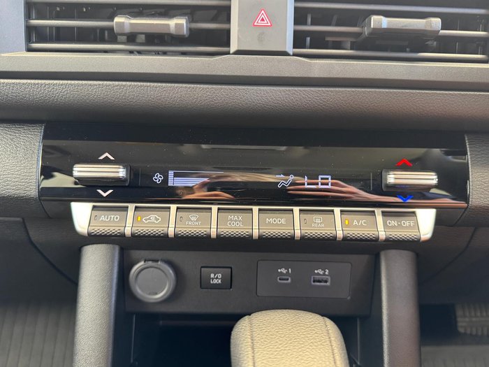 2025 Mitsubishi Triton GLX-R