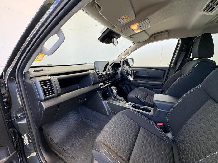 2025 Mitsubishi Triton GLX-R