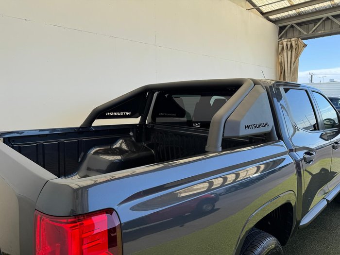 2025 Mitsubishi Triton GLX-R