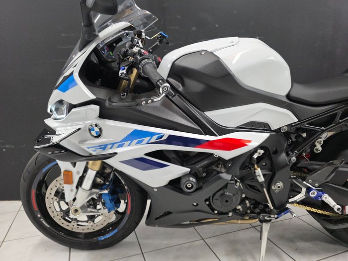 2024 BMW Motorrad S 1000 RR RACE White