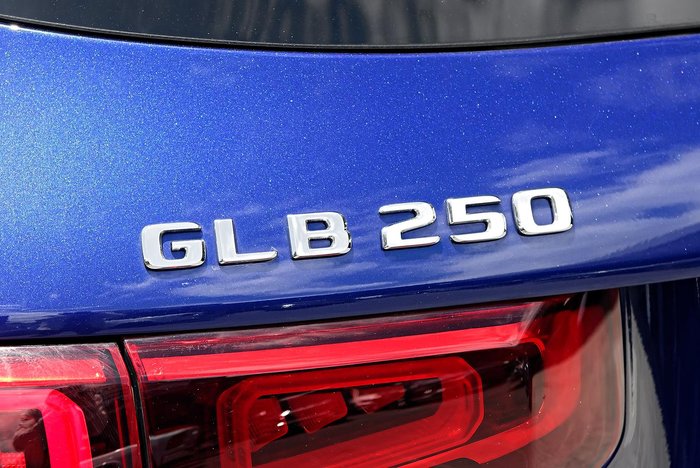2021 Mercedes-Benz GLB-Class GLB250