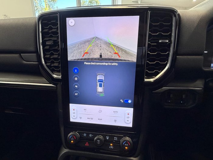 2025 Ford Everest Trend