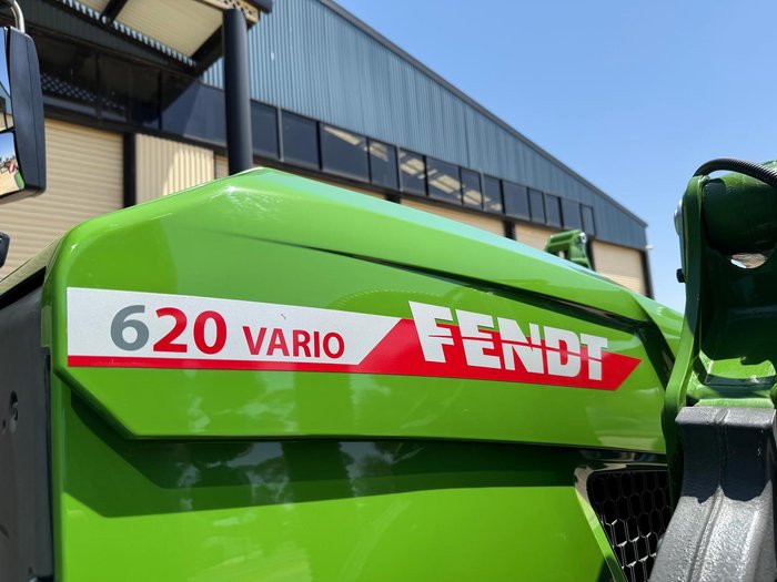 0 Fendt 620 Vario