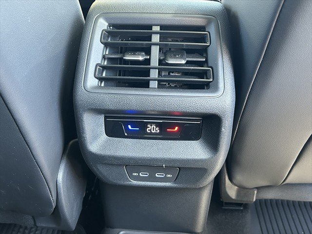 2025 Volkswagen TIGUAN R-LINE