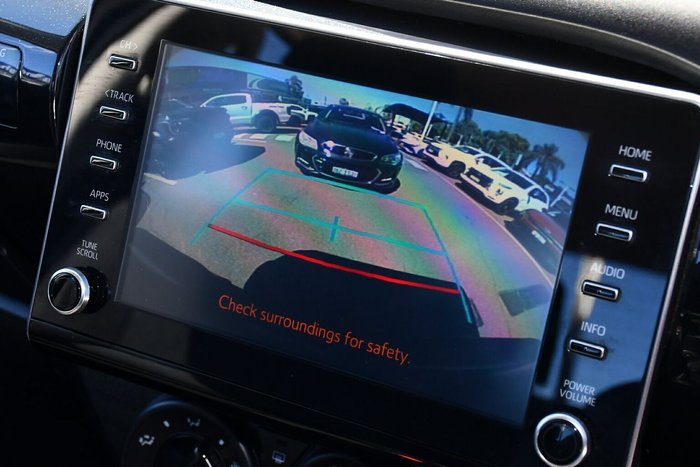 2023 Toyota Hilux SR