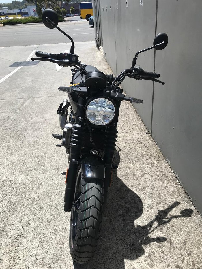 2025 Royal Enfield Guerrilla 450