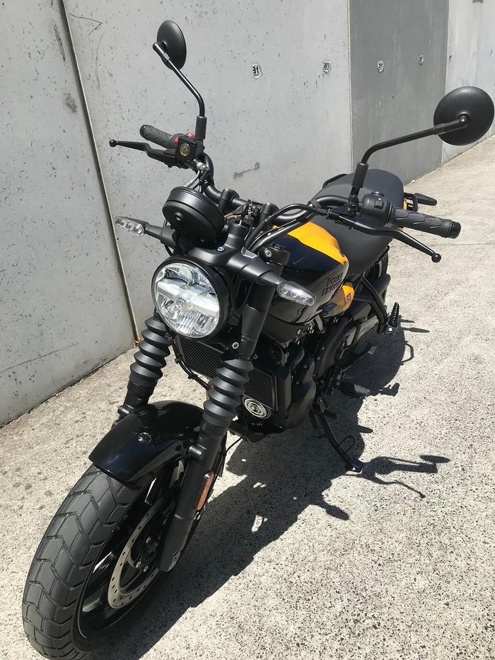 2025 Royal Enfield Guerrilla 450