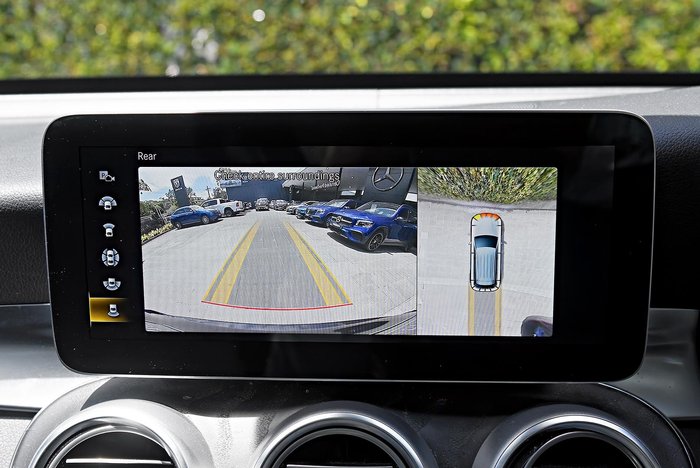 2021 Mercedes-Benz GLC-Class GLC300