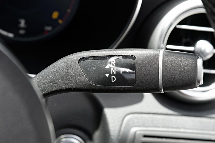 2021 Mercedes-Benz GLC-Class GLC300