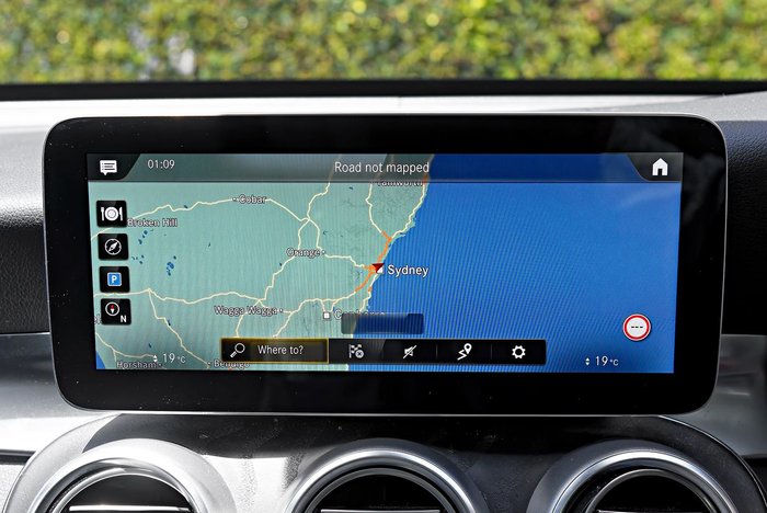 2021 Mercedes-Benz GLC-Class GLC300