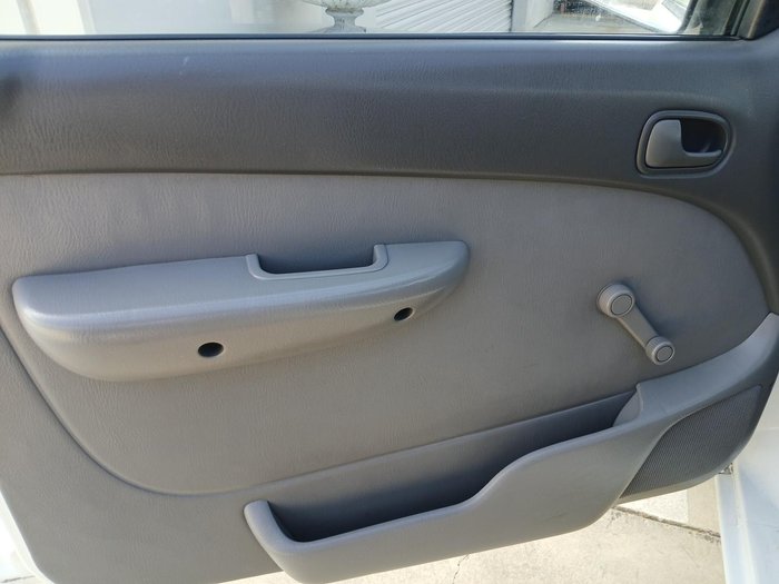 1999 Ford Courier GL PE Cool White