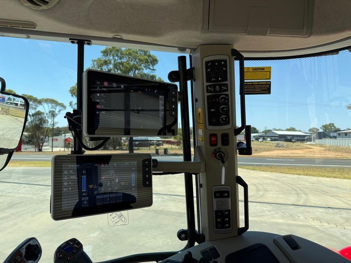 0 Massey Ferguson 6S.135 Dyna-Vt