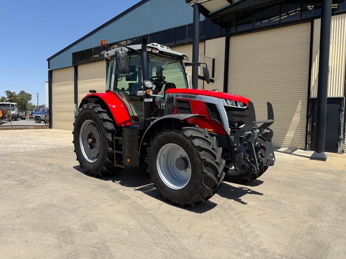 0 Massey Ferguson 6S.135 Dyna-Vt