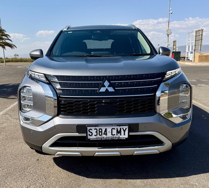 2021 Mitsubishi Outlander LS