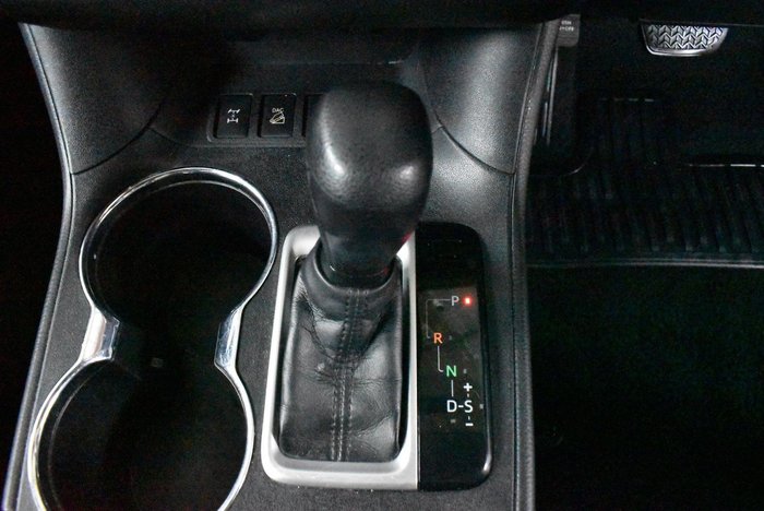 2014 Toyota Kluger GX