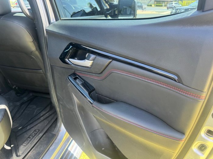 2023 Isuzu D-MAX X-TERRAIN