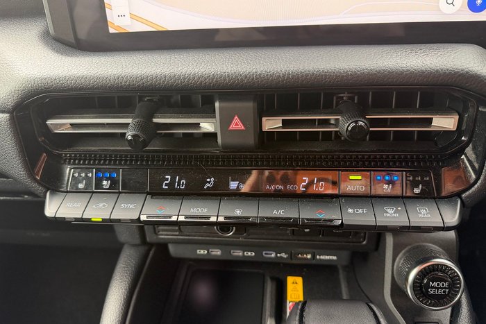 2024 Toyota Landcruiser Prado VX