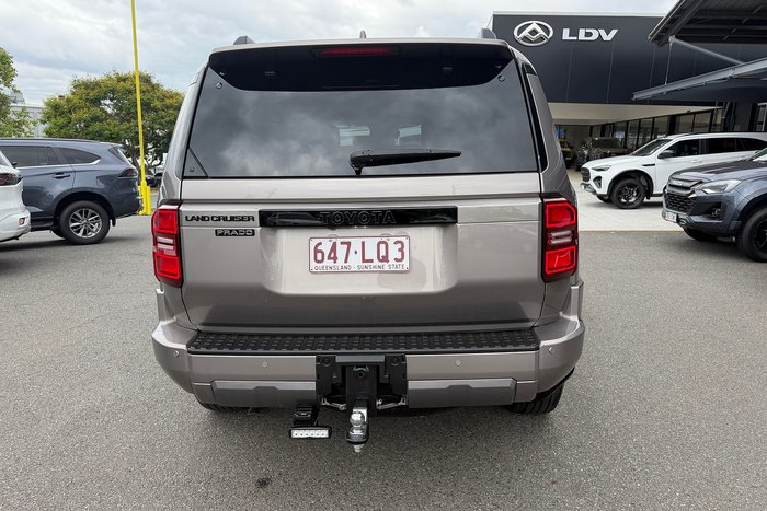 2024 Toyota Landcruiser Prado VX