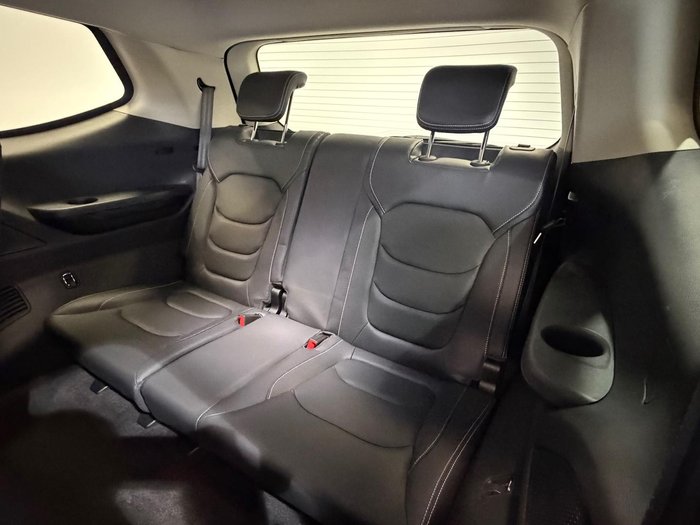 2023 LDV D90 Executive