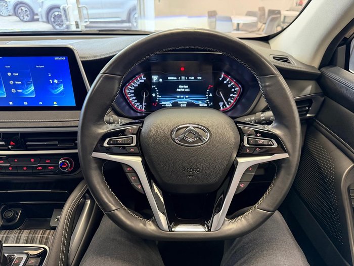 2023 LDV D90 Executive