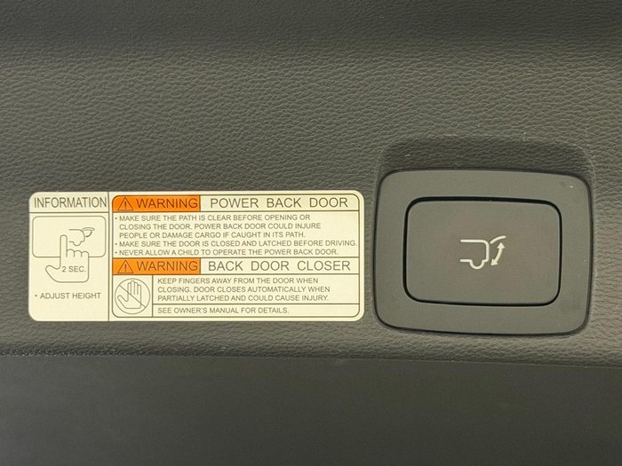 2023 LDV D90 Executive