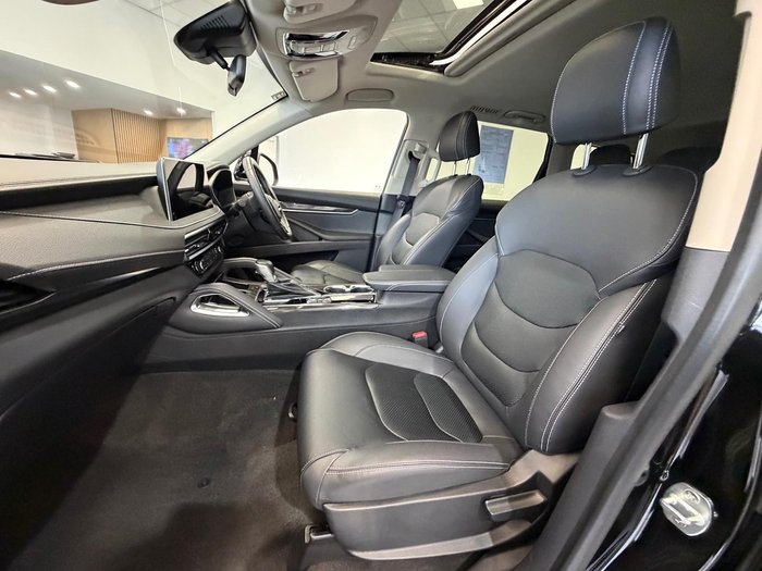 2023 LDV D90 Executive