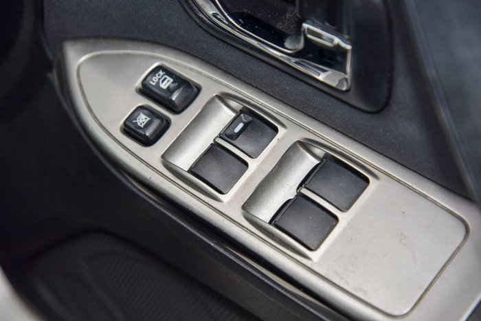 2015 Mitsubishi Pajero GLX