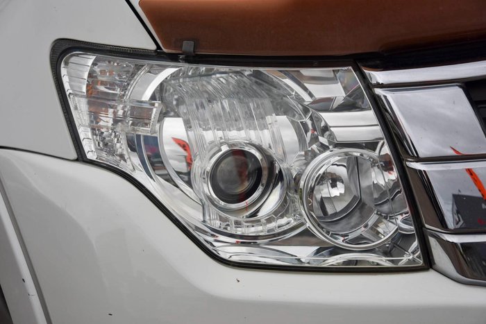 2015 Mitsubishi Pajero GLX