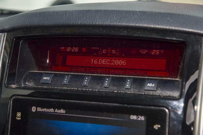 2015 Mitsubishi Pajero GLX