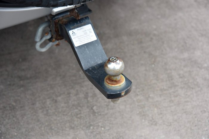 2015 Mitsubishi Pajero GLX