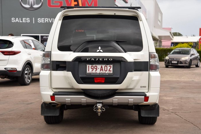 2015 Mitsubishi Pajero GLX