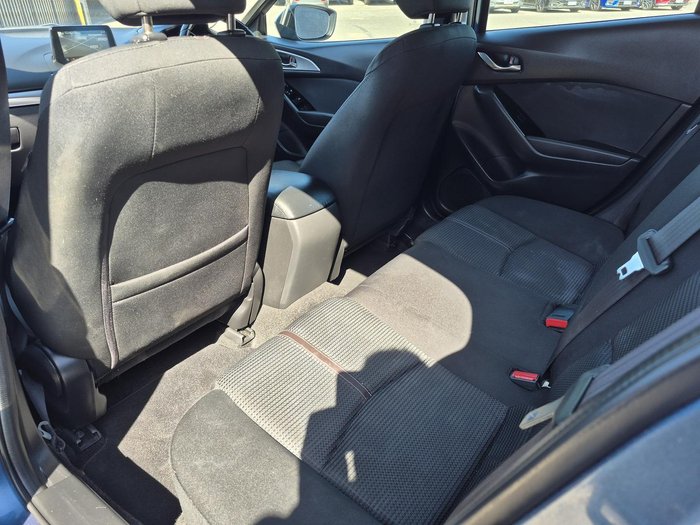 2018 Mazda 3 Maxx Sport