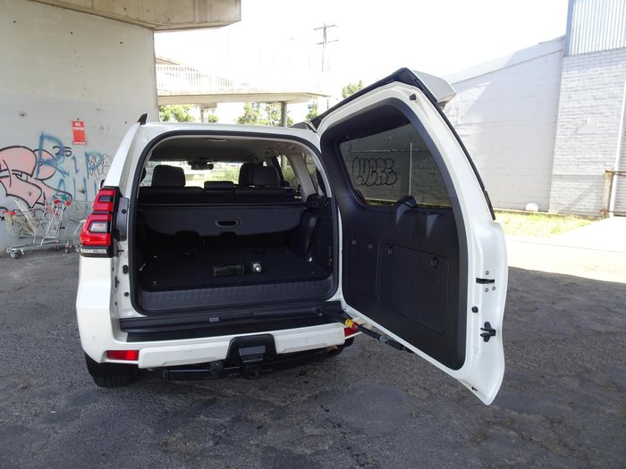 2021 Toyota Landcruiser Prado VX