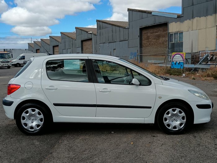 2005 Peugeot 307 XS T5 MY04 White
