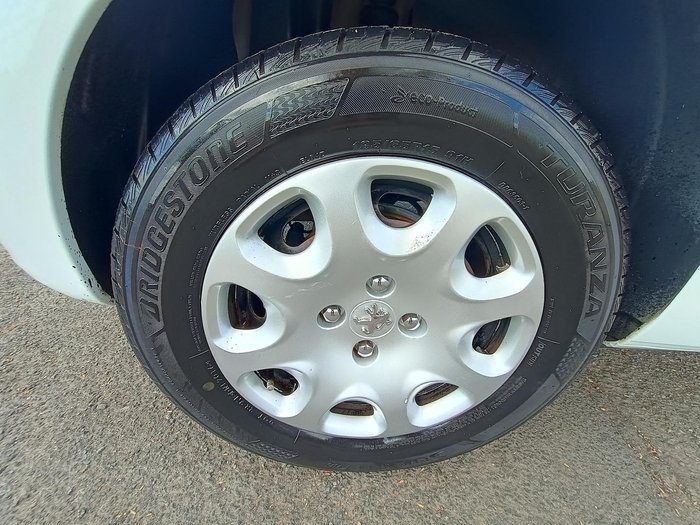 2005 Peugeot 307 XS T5 MY04 White