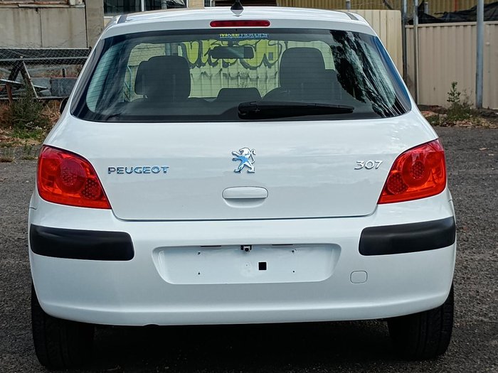 2005 Peugeot 307 XS T5 MY04 White