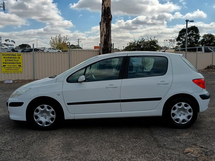 2005 Peugeot 307 XS T5 MY04 White
