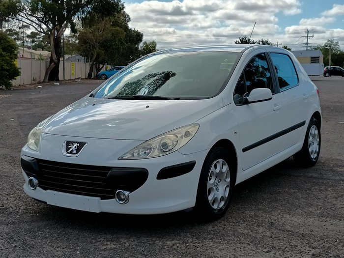 2005 Peugeot 307 XS T5 MY04 White