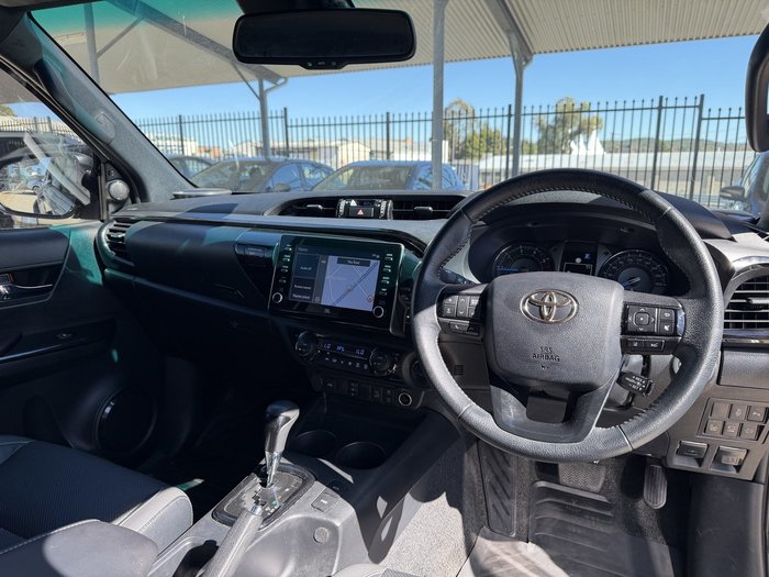 2023 Toyota Hilux Rogue