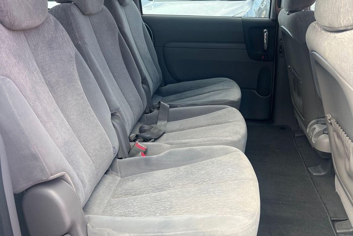 2013 Kia Grand Carnival Si