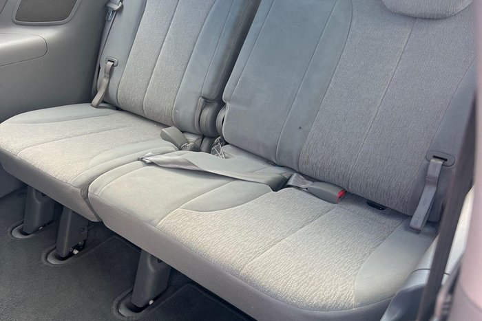 2013 Kia Grand Carnival Si