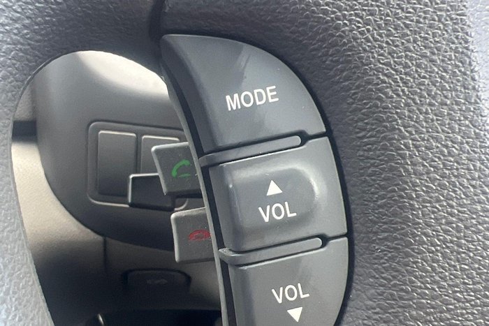 2013 Kia Grand Carnival Si