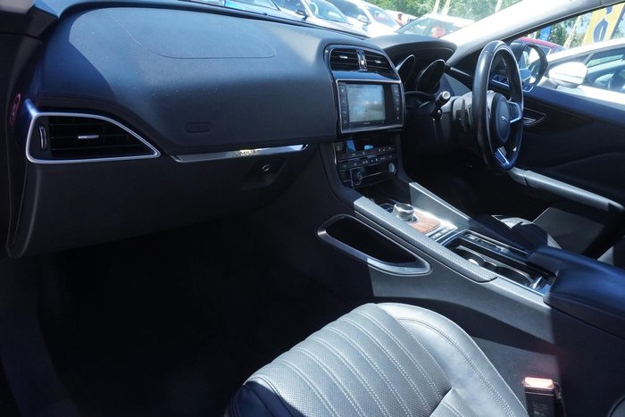 2017 Jaguar F-PACE 30d Portfolio