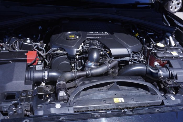 2017 Jaguar F-PACE 30d Portfolio