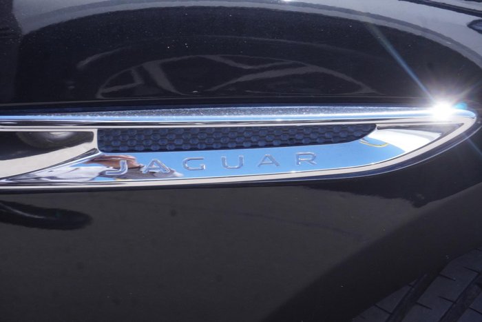 2017 Jaguar F-PACE 30d Portfolio