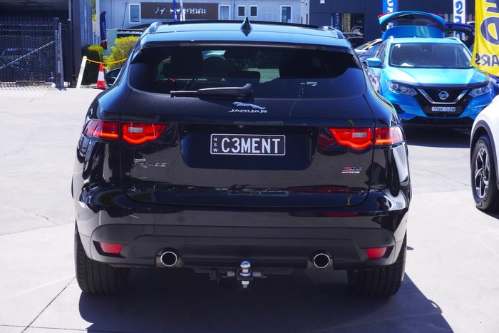 2017 Jaguar F-PACE 30d Portfolio