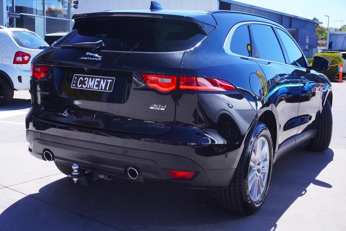 2017 Jaguar F-PACE 30d Portfolio